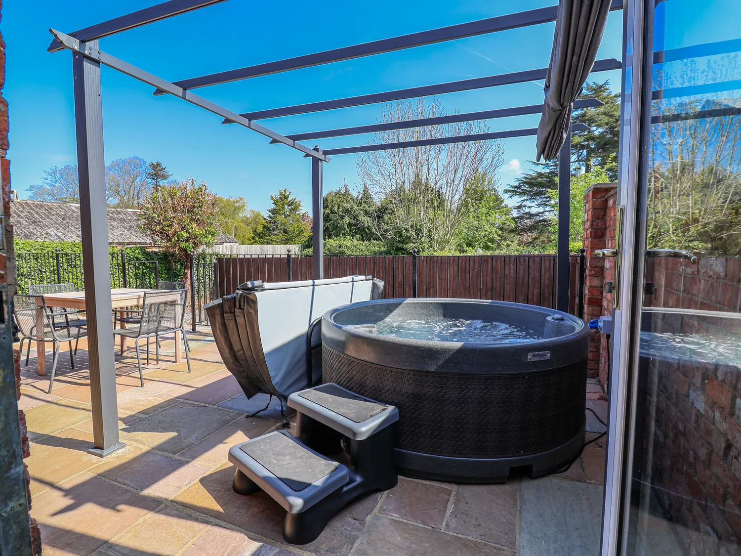Elwy Cottage Hot Tub