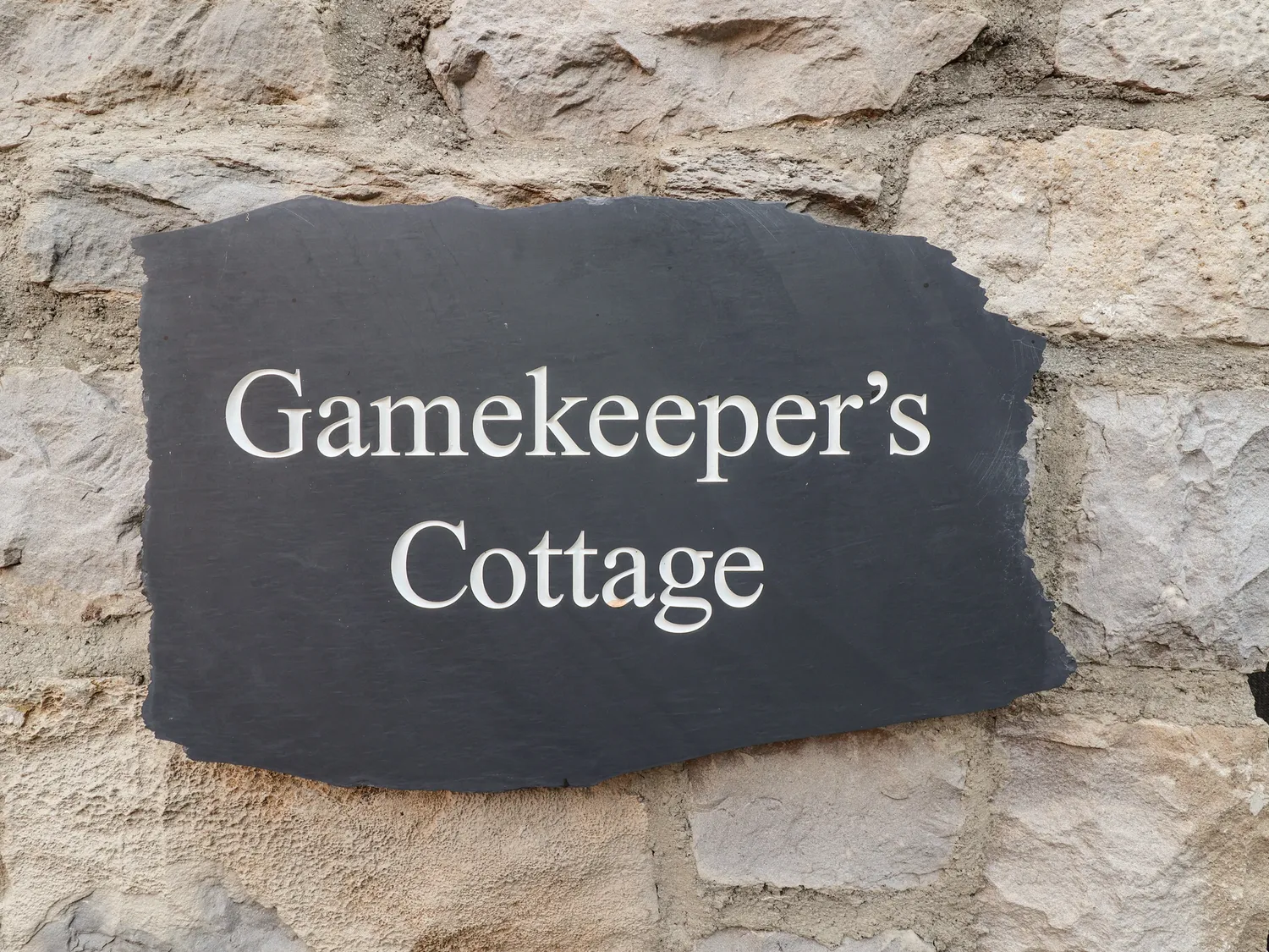 Gamekeepers Cottage Sign